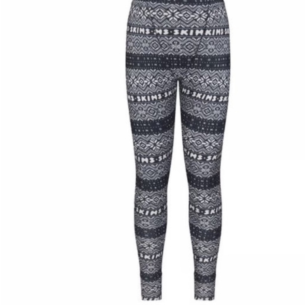SKIMS logo plush Pointelle legging